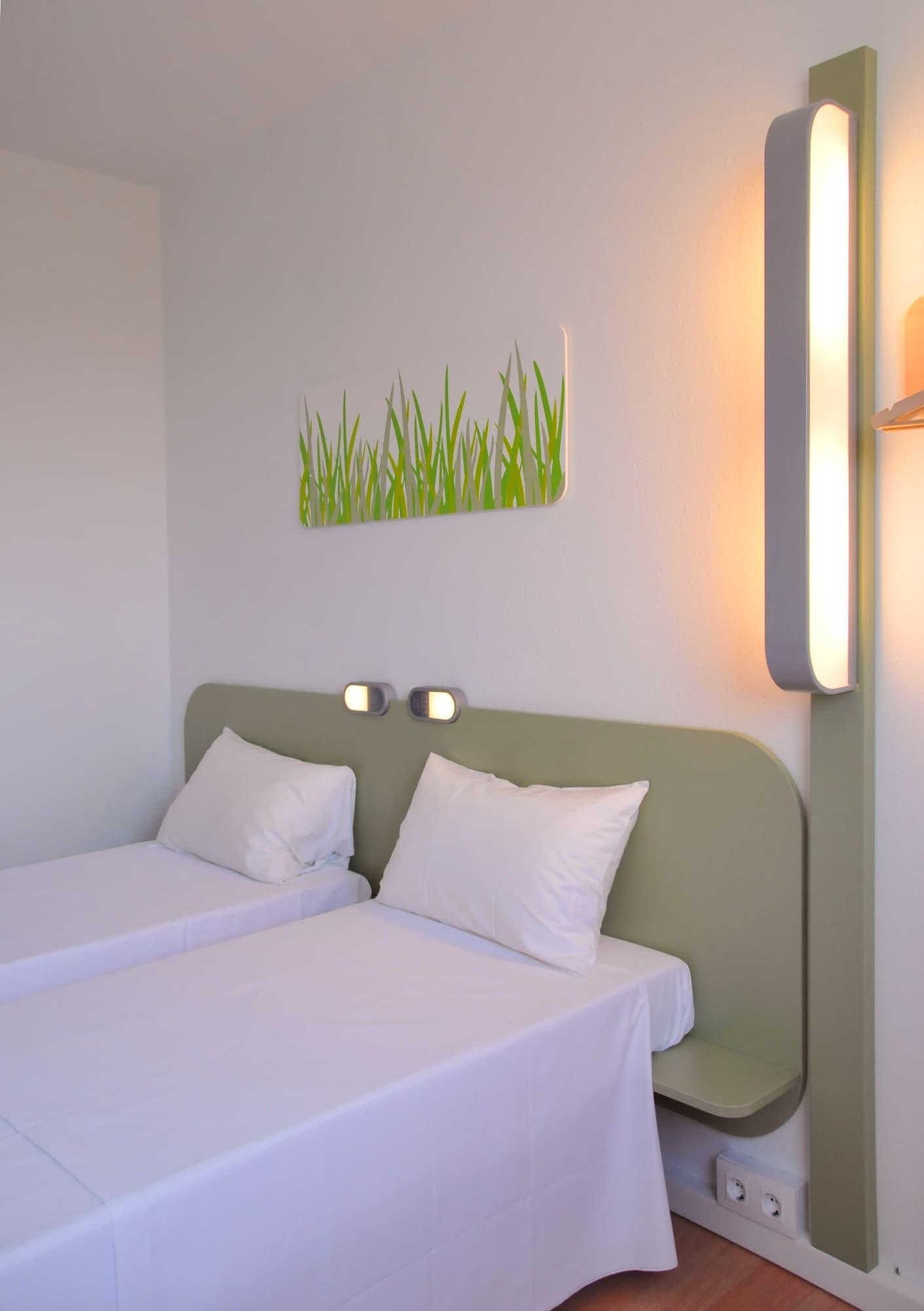 Ibis Budget Girona Costa Brava Dış mekan fotoğraf