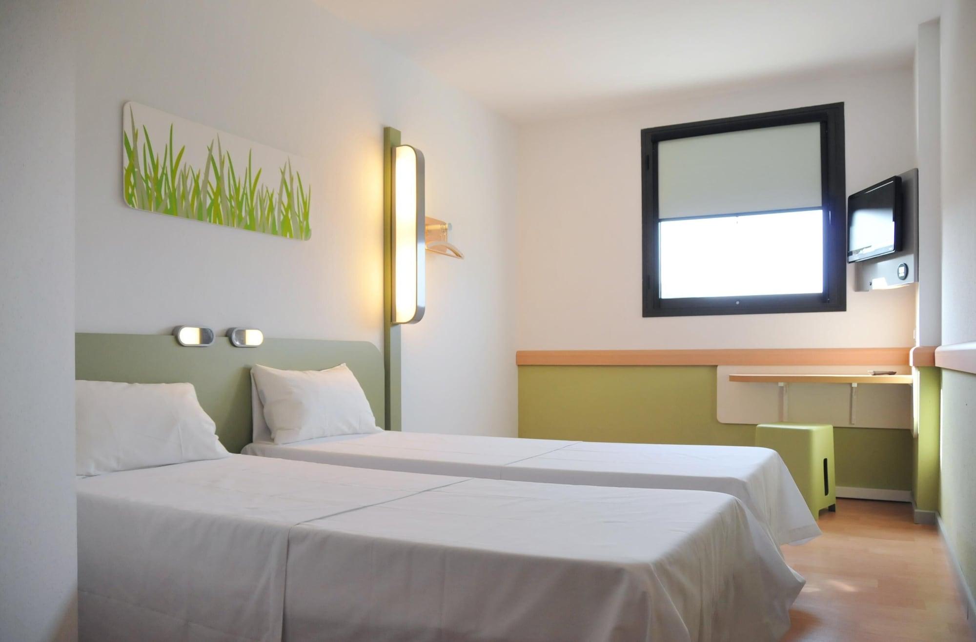 Ibis Budget Girona Costa Brava Dış mekan fotoğraf
