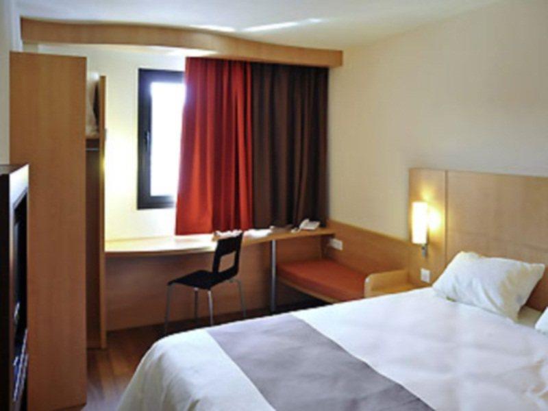 Ibis Budget Girona Costa Brava Oda fotoğraf