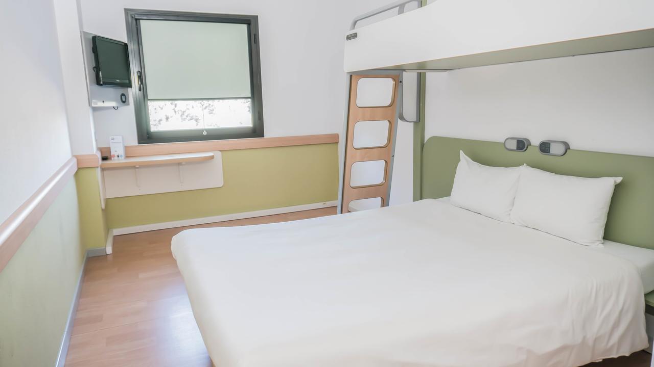 Ibis Budget Girona Costa Brava Dış mekan fotoğraf