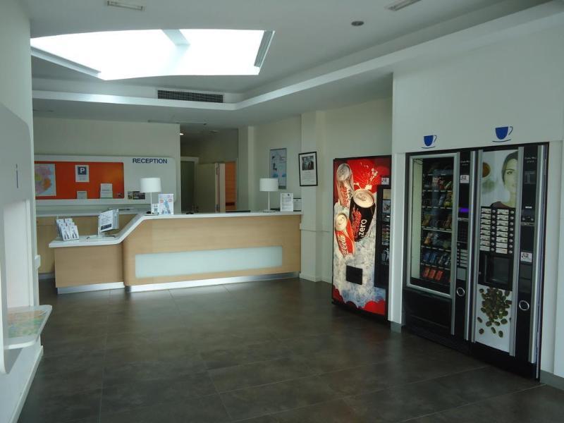 Ibis Budget Girona Costa Brava Dış mekan fotoğraf