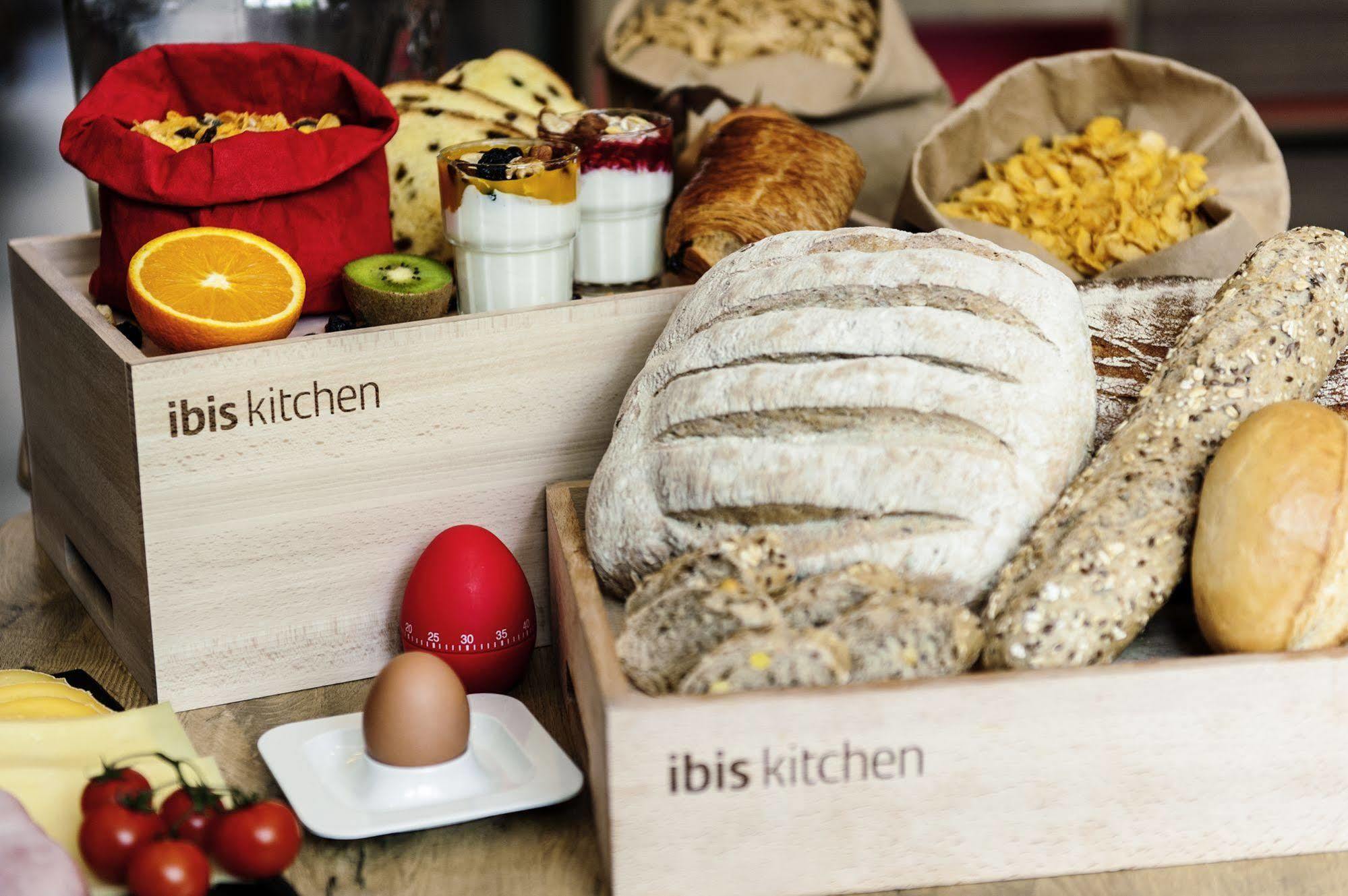 Ibis Budget Girona Costa Brava Dış mekan fotoğraf